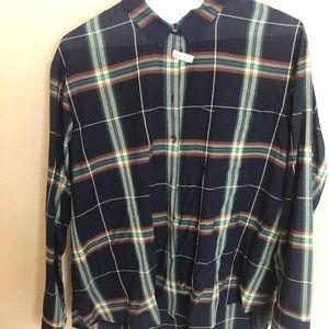 Light breezy long sleeve plaid